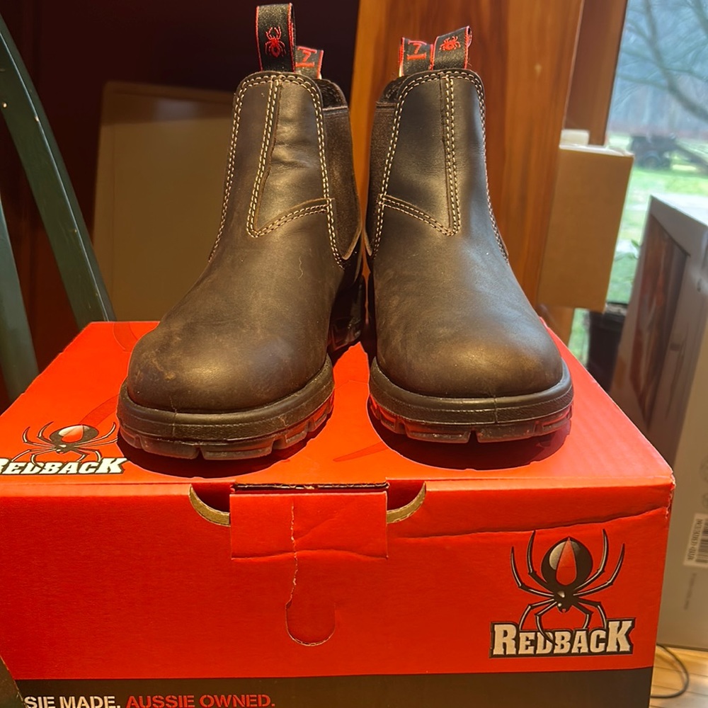 Redback Boots